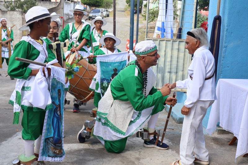 Noticia tradicao-e-fe-marcam-a-abertura-da-festa-de-santa-cruz-2026-em-divinopolis