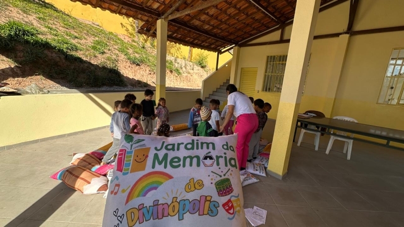 Noticia jardim-da-memoria-apresenta-historia-de-divinopolis-de-forma-ludica-as