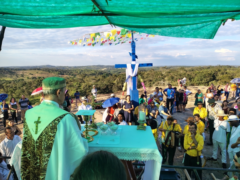 Noticia festa-de-santa-cruz-mobiliza-sete-comunidades-em-divinopolis