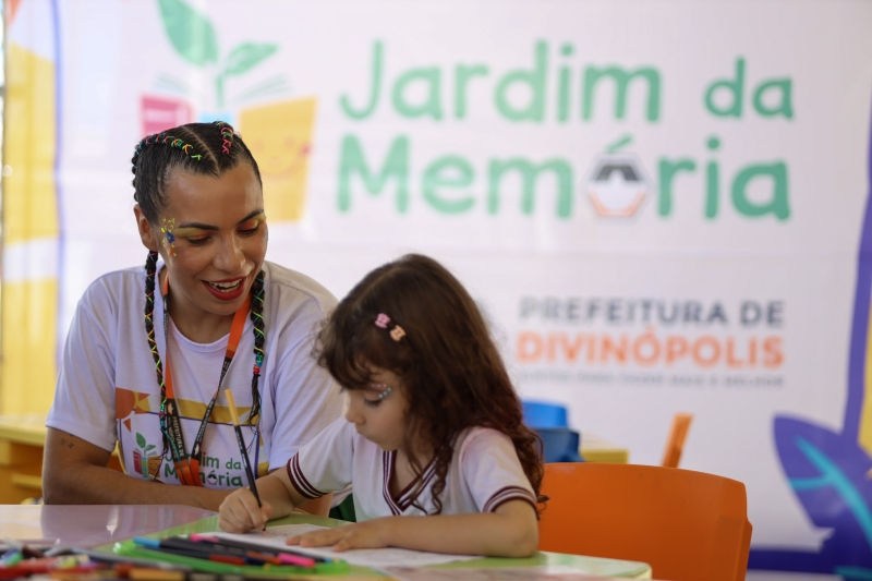 Noticia jardim-da-memoria-encanta-criancas-no-espaco-kids-do-pre-carnaval-do-divino