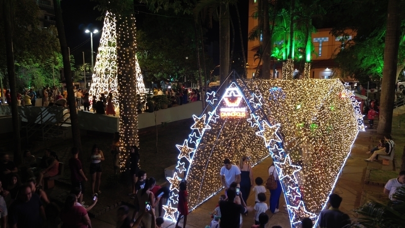 Noticia prefeitura-faz-opcao-por-novo-modelo-e-revoga-edital-para-execucao-do-natal