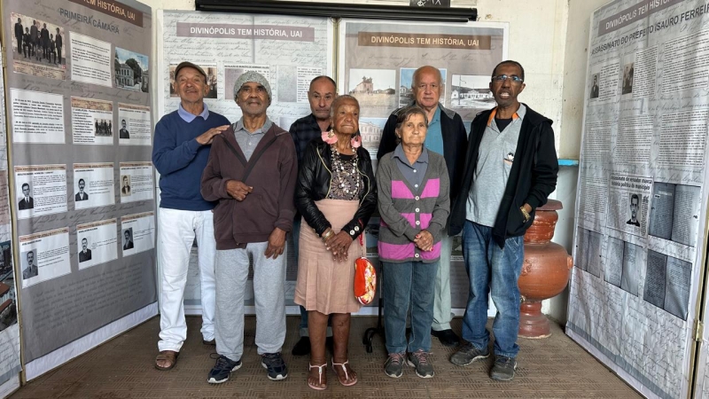 Noticia lar-dos-idosos-visita-exposicao-divinopolis-tem-historia-uai-no-arquivo